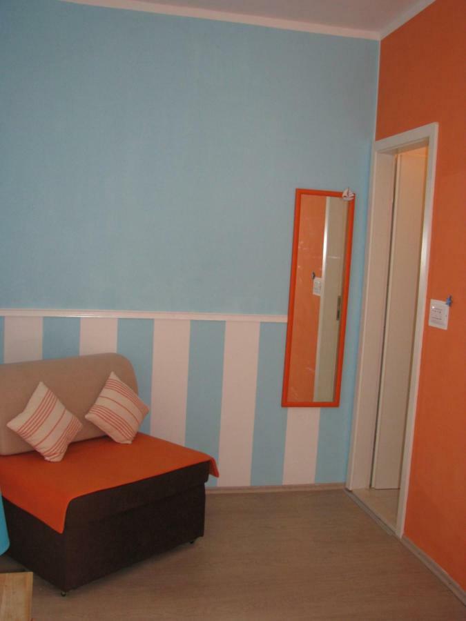 Apartments And Room Lemon Віс Екстер'єр фото